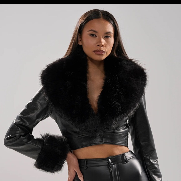 Cropped jacket - Picture 1 of 11